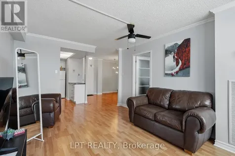 555 Brittany Drive Ottawa ON K1K 4C5