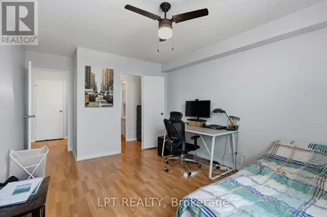 555 Brittany Drive Ottawa ON K1K 4C5