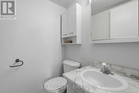 555 Brittany Drive Ottawa ON K1K 4C5