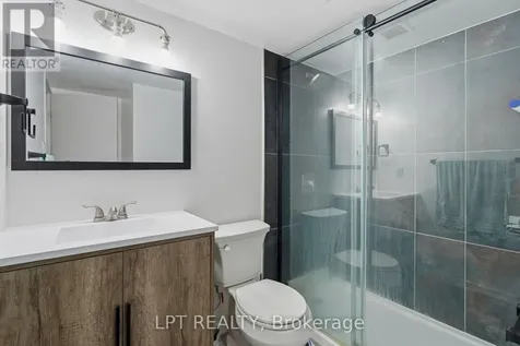 555 Brittany Drive Ottawa ON K1K 4C5