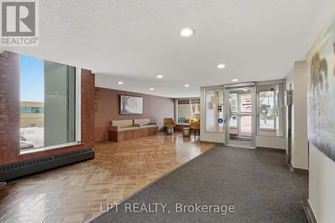 555 Brittany Drive Ottawa ON K1K 4C5