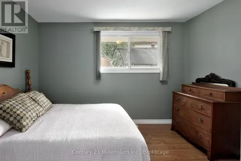 67 East Street East Collingwood ON L9Y 3W7