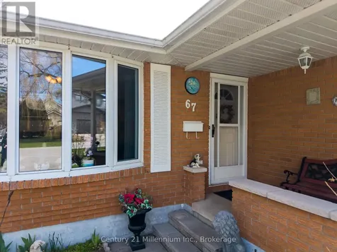 67 East Street East Collingwood ON L9Y 3W7