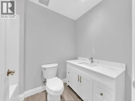 332 Heritage Road Kingsville ON