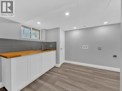 332 Heritage Road Kingsville ON