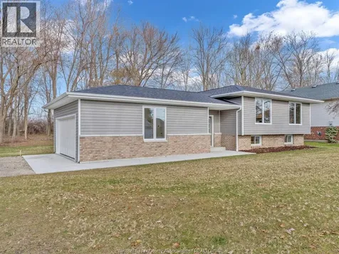332 Heritage Road Kingsville ON