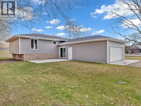 332 Heritage Road Kingsville ON