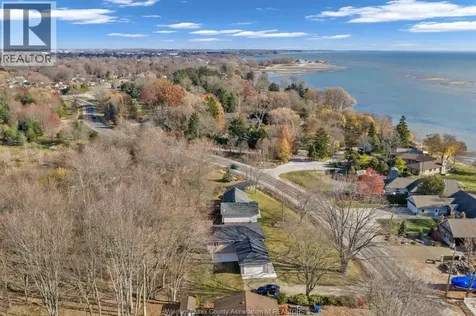 332 Heritage Road Kingsville ON