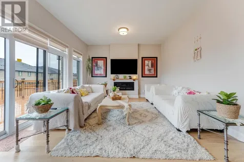 94 Pondcliffe Drive Kitchener ON N2R 0M3