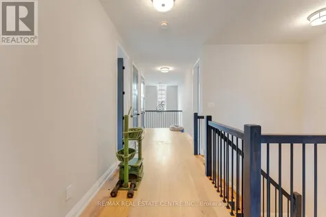 94 Pondcliffe Drive Kitchener ON N2R 0M3
