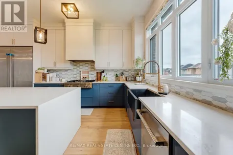 94 Pondcliffe Drive Kitchener ON N2R 0M3