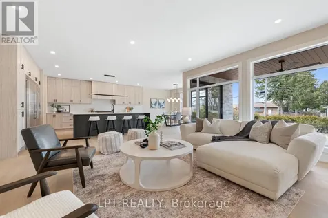 400 Ashbee Court Ottawa ON K4M 0A8