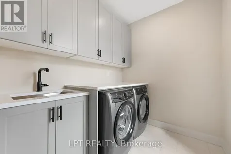 400 Ashbee Court Ottawa ON K4M 0A8