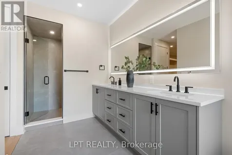 400 Ashbee Court Ottawa ON K4M 0A8