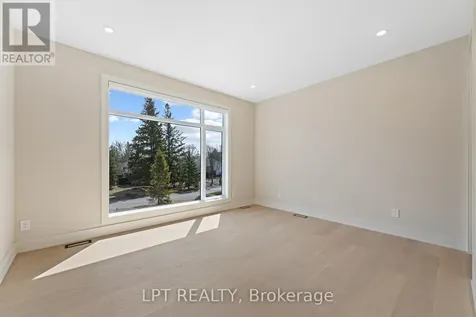 400 Ashbee Court Ottawa ON K4M 0A8