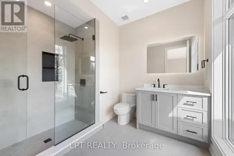 400 Ashbee Court Ottawa ON K4M 0A8