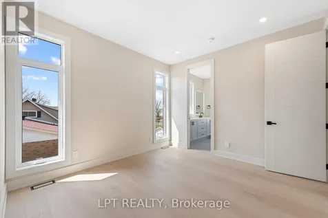 400 Ashbee Court Ottawa ON K4M 0A8