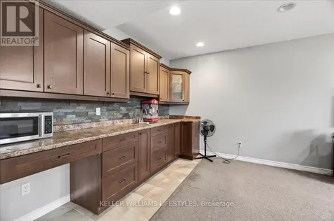 29 Wellington Street Newbury ON N0L 1Z0