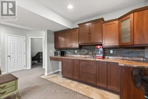 29 Wellington Street Newbury ON N0L 1Z0