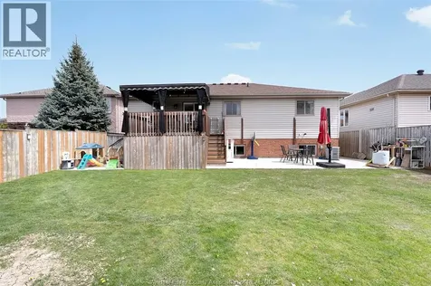 4205 Barton Crescent Windsor ON N9G 2V5