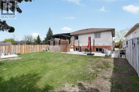 4205 Barton Crescent Windsor ON N9G 2V5