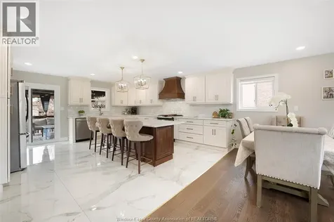 4205 Barton Crescent Windsor ON N9G 2V5