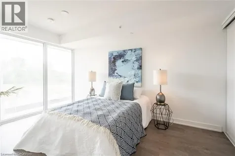 1117 Cooke Boulevard Burlington ON L7T 0C6