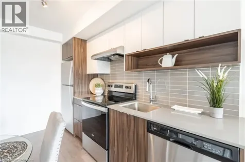 1117 Cooke Boulevard Burlington ON L7T 0C6