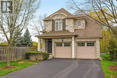 72 Mcgrath Court Dundas ON L9H 0A5