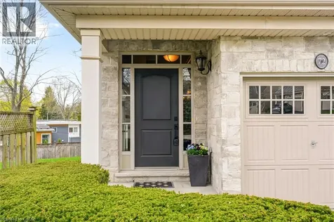 72 Mcgrath Court Dundas ON L9H 0A5