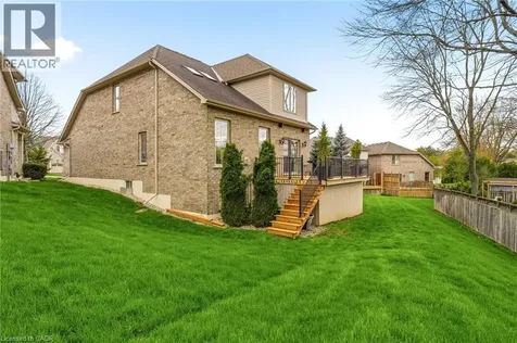 72 Mcgrath Court Dundas ON L9H 0A5