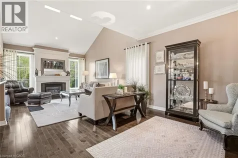 72 Mcgrath Court Dundas ON L9H 0A5