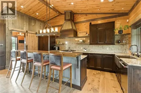 437 6th Concession Road East Flamborough ON L8B 1A3