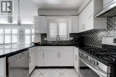 35 Lido Drive Stoney Creek ON L8E 5E8