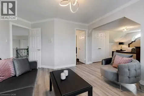 35 Lido Drive Stoney Creek ON L8E 5E8