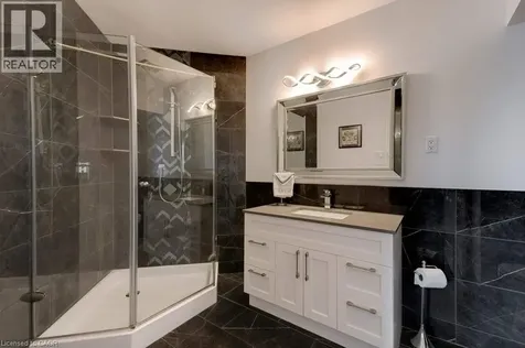 35 Lido Drive Stoney Creek ON L8E 5E8