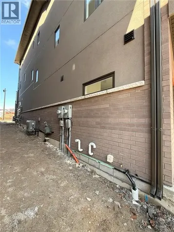660 Colborne Street West Brantford ON N3T 0Y1