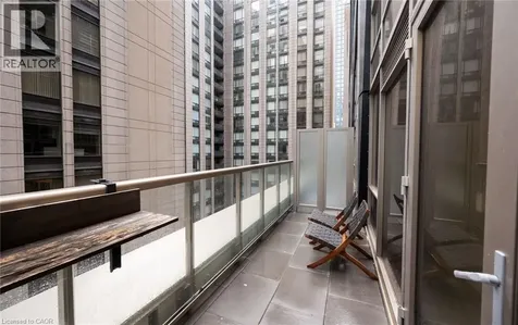 15 Mercer Street Toronto ON M5V 1H2