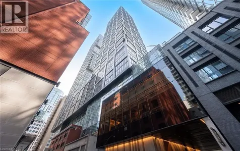 15 Mercer Street Toronto ON M5V 1H2