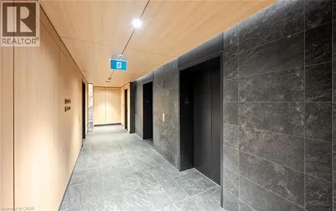 15 Mercer Street Toronto ON M5V 1H2