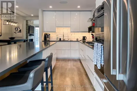 139 Lakeshore Road East Blue Mountains ON L9Y 0N1