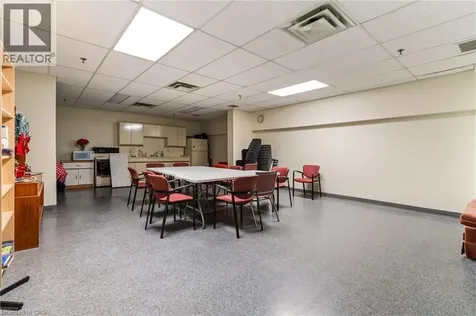 3267 King Street East Kitchener ON N2A 4A4