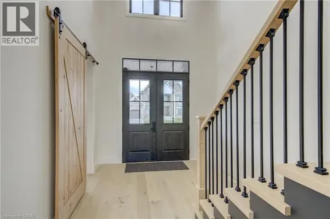 8 Edgeview Crescent Komoka ON N0L 1R0