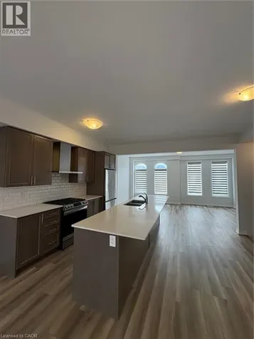 290 Equestrian Way Cambridge ON N3E 0E7