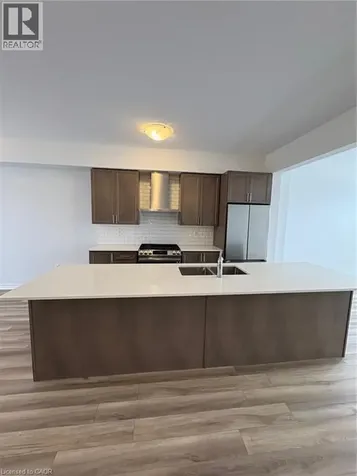 290 Equestrian Way Cambridge ON N3E 0E7