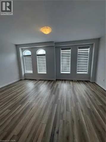 290 Equestrian Way Cambridge ON N3E 0E7
