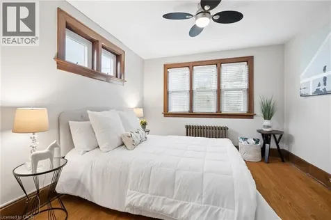 22 Dellroy Avenue Kitchener ON N2A 2S1