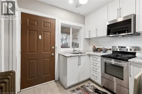 22 Dellroy Avenue Kitchener ON N2A 2S1