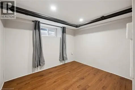 22 Dellroy Avenue Kitchener ON N2A 2S1