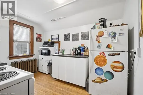 22 Dellroy Avenue Kitchener ON N2A 2S1